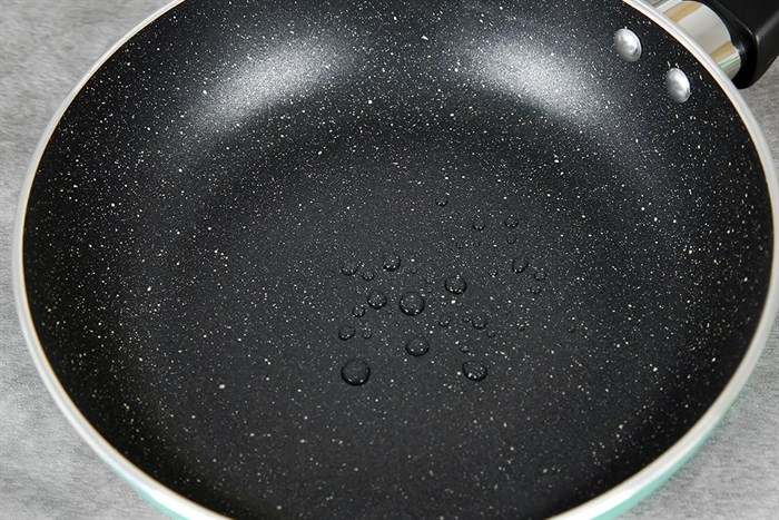 Chảo nhôm chống dính vân đá đáy từ 20 cm Elmich Coloseum EL-5746MN Màu Xanh