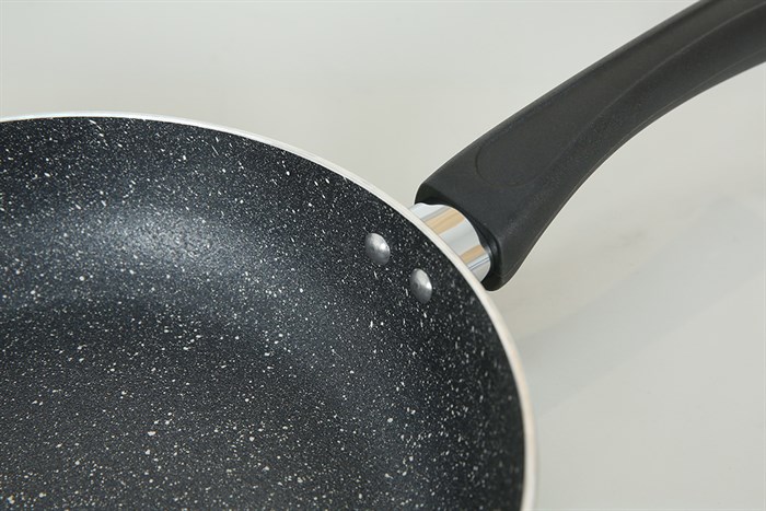 Chảo nhôm chống dính vân đá đáy từ 24 cm Elmich Colosseum Y1 EL-3719 Xanh mint Màu Xanh mint