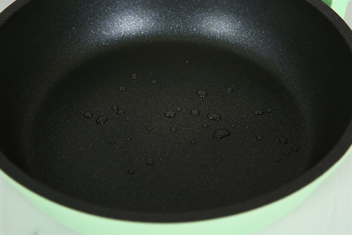 Chảo nhôm chống dính đáy từ 20 cm Elmich Hera II EL-5941GY20 Màu Xanh lá