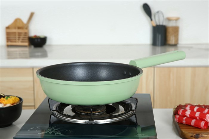 Chảo nhôm chống dính đáy từ 24 cm Elmich Hera II EL-5941GY24 Màu Xanh lá