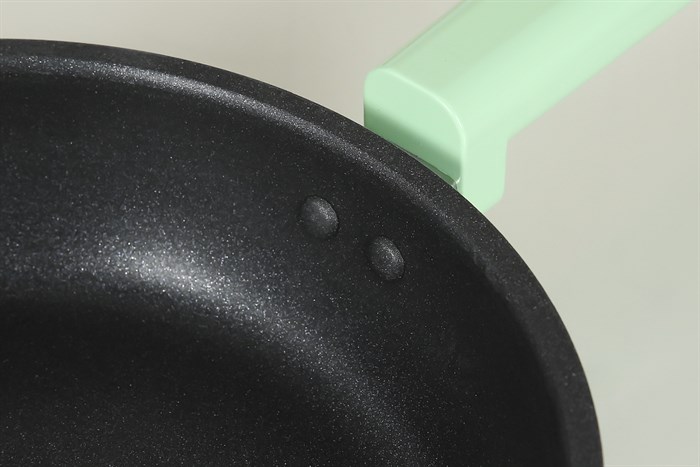 Chảo nhôm chống dính đáy từ 24 cm Elmich Hera II EL-5941GY24 Màu Xanh lá