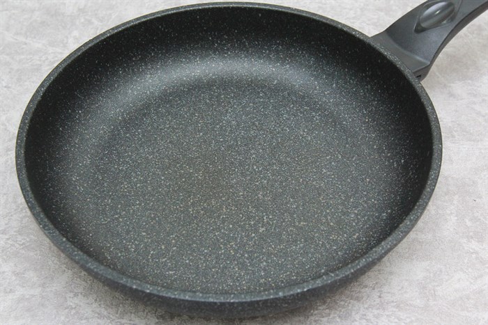 Chảo nhôm chống dính vân đá 28 cm Sunhouse SBD28 Màu Đen