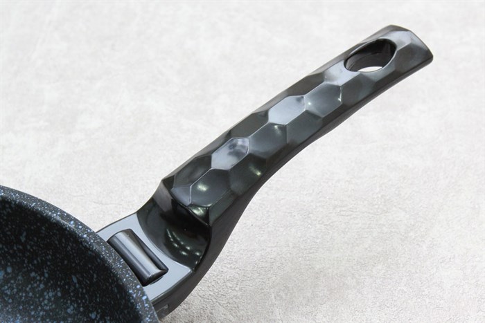 Chảo nhôm chống dính 24 cm Happycook CFP-24 Màu Đen