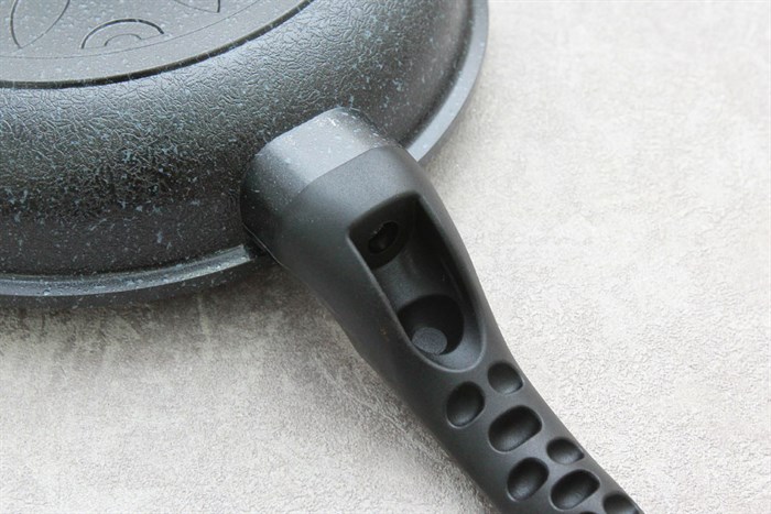 Chảo nhôm chống dính 24 cm Happycook CFP-24 Màu Đen