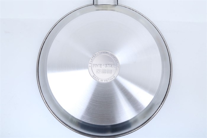 Chảo inox chống dính đáy từ 28 cm Fivestar CKD28-3DI Màu Inox
