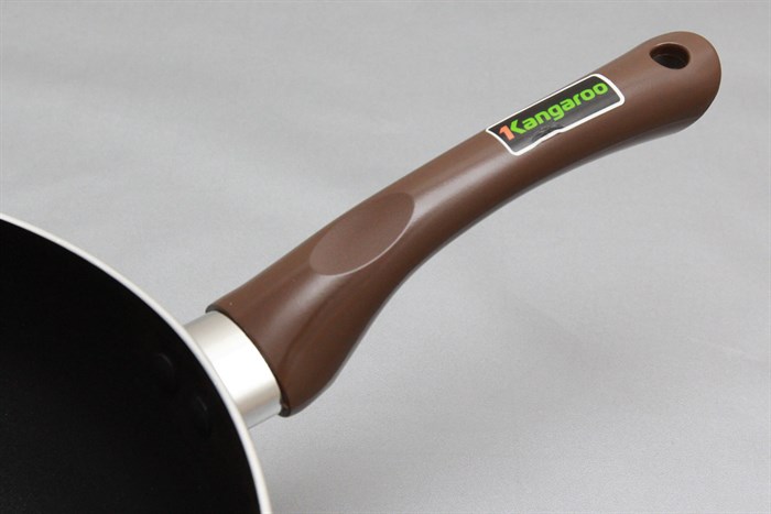 Chảo nhôm chống dính 28 cm Kangaroo KG 919M Màu Nâu