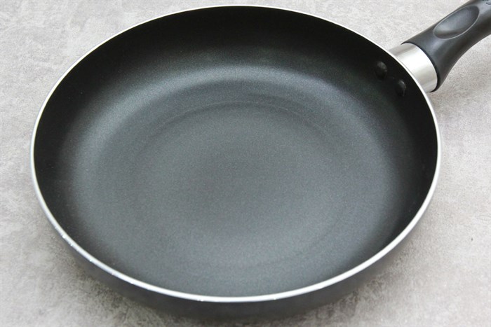 Chảo nhôm chống dính đáy từ 22 cm Sunhouse SHM22 Màu Đen