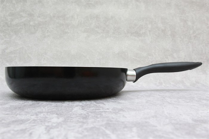 Chảo nhôm chống dính đáy từ 24 cm Sunhouse SHM24 Màu Đen