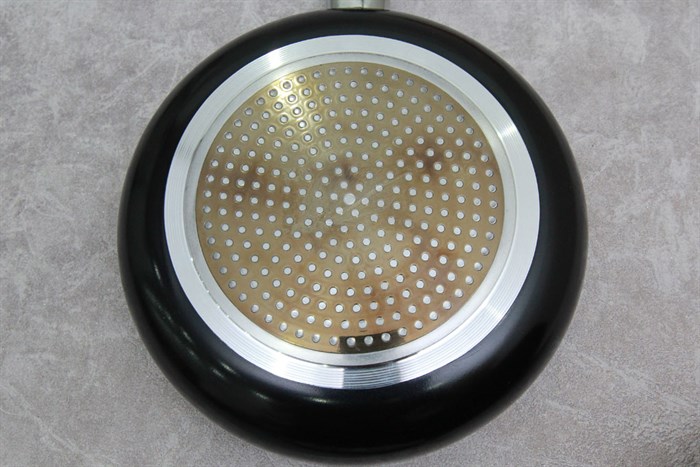 Chảo nhôm chống dính đáy từ 24 cm Sunhouse SHM24 Màu Đen