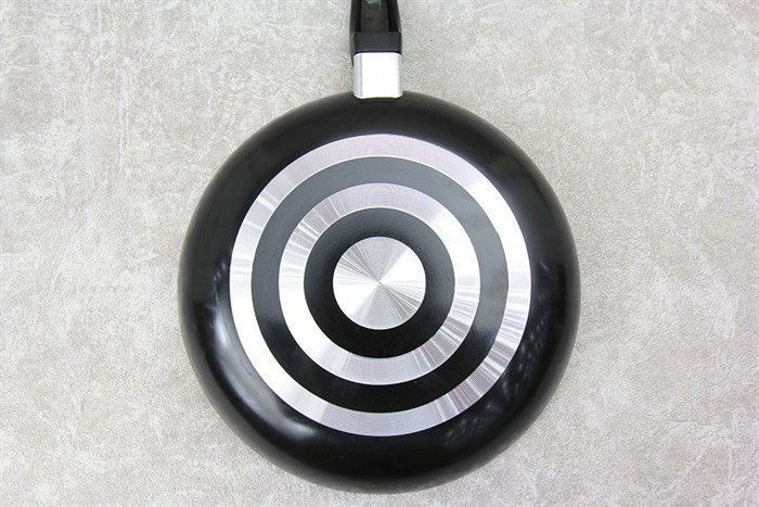 Chảo nhôm chống dính 24 cm Kangaroo KG651 Màu Đen