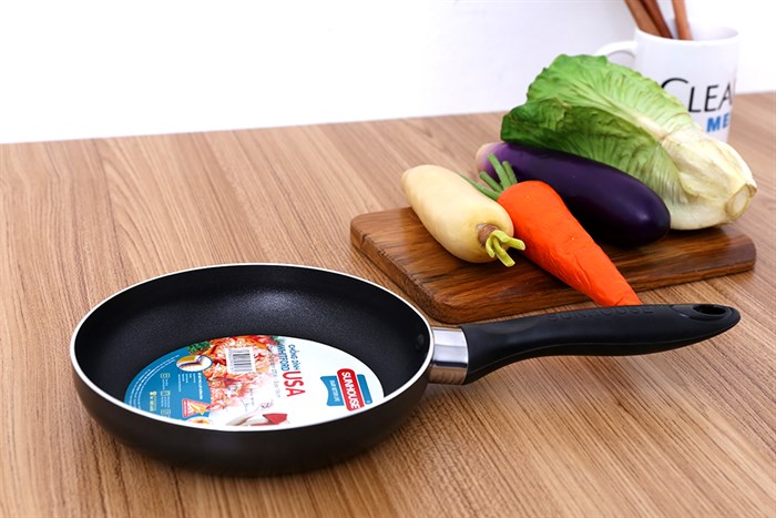 Chảo nhôm chống dính 18 cm Sunhouse CT18 Màu Đen