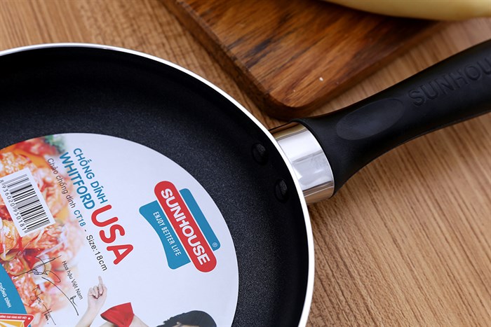 Chảo nhôm chống dính 18 cm Sunhouse CT18 Màu Đen