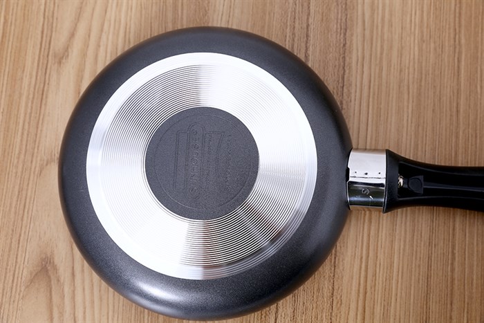 Chảo nhôm chống dính 18 cm Sunhouse CT18 Màu Đen