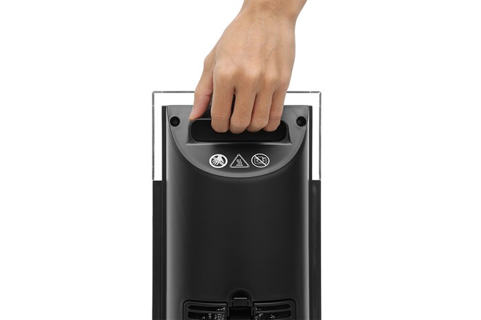 Máy sưởi gốm Korihome EHK-356 Màu Đen