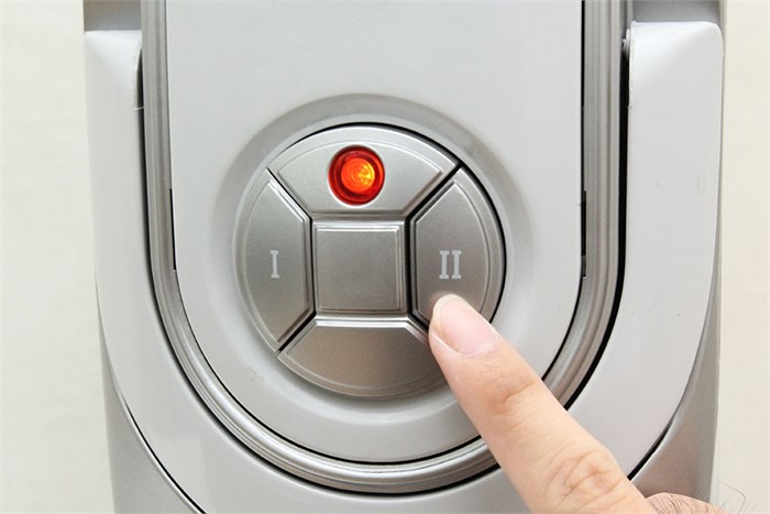 Quạt sưởi dầu Daewoo DWRD 811 Màu Xám