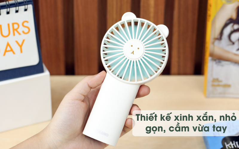 Quạt sạc mini Cosano CF003 trắng có thiết kế vừa tay Quạt sạc mini Cosano CF003 trắng có thiết kế vừa tay