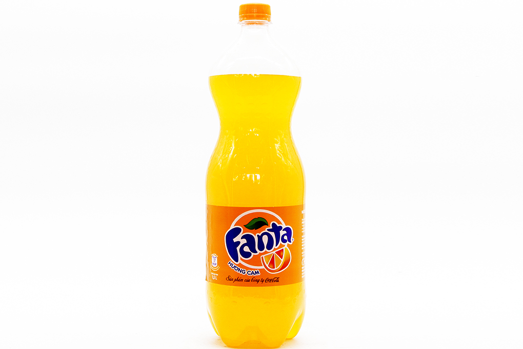 Nước ngọt Fanta hương Cam chai 1.5 lít