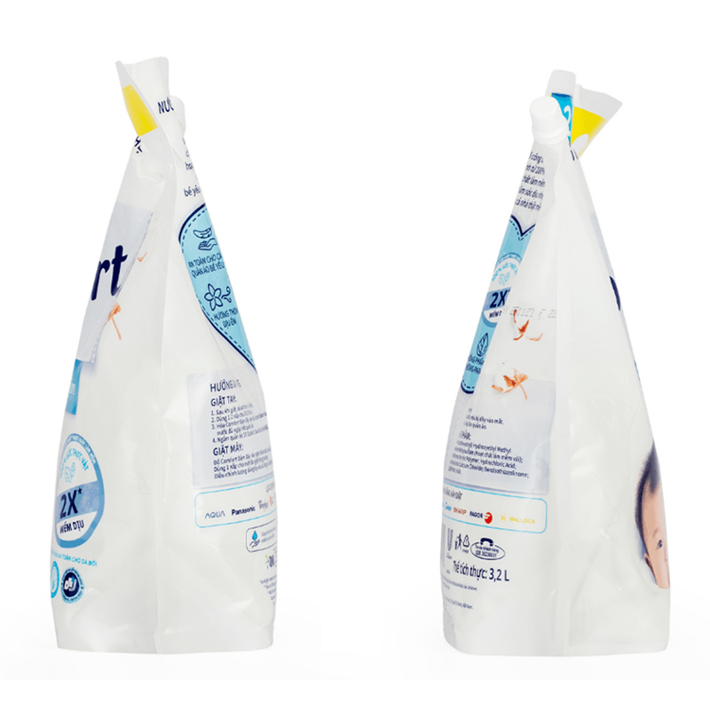 Nước xả quần áo cho bé Comfort cho da nhạy cảm hương phấn dịu nhẹ túi 2.6 lít 16