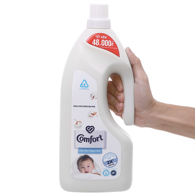Nước xả quần áo cho bé Comfort cho da nhạy cảm hương phấn dịu nhẹ túi 2.6 lít 8