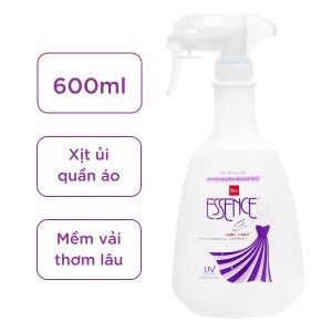 Nước xịt ủi thơm quần áo Essence chai 600ml