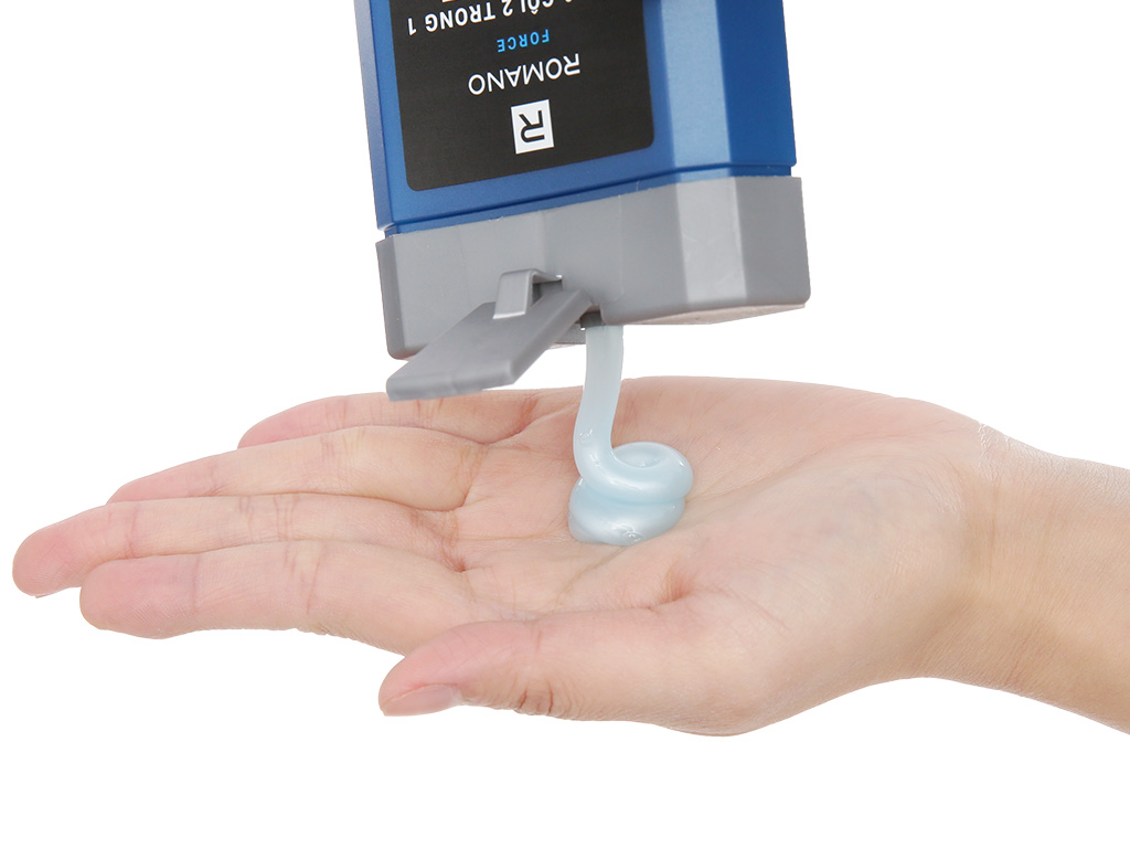 Tắm gội 2 trong 1 hương nước hoa Romano Force 180g 10