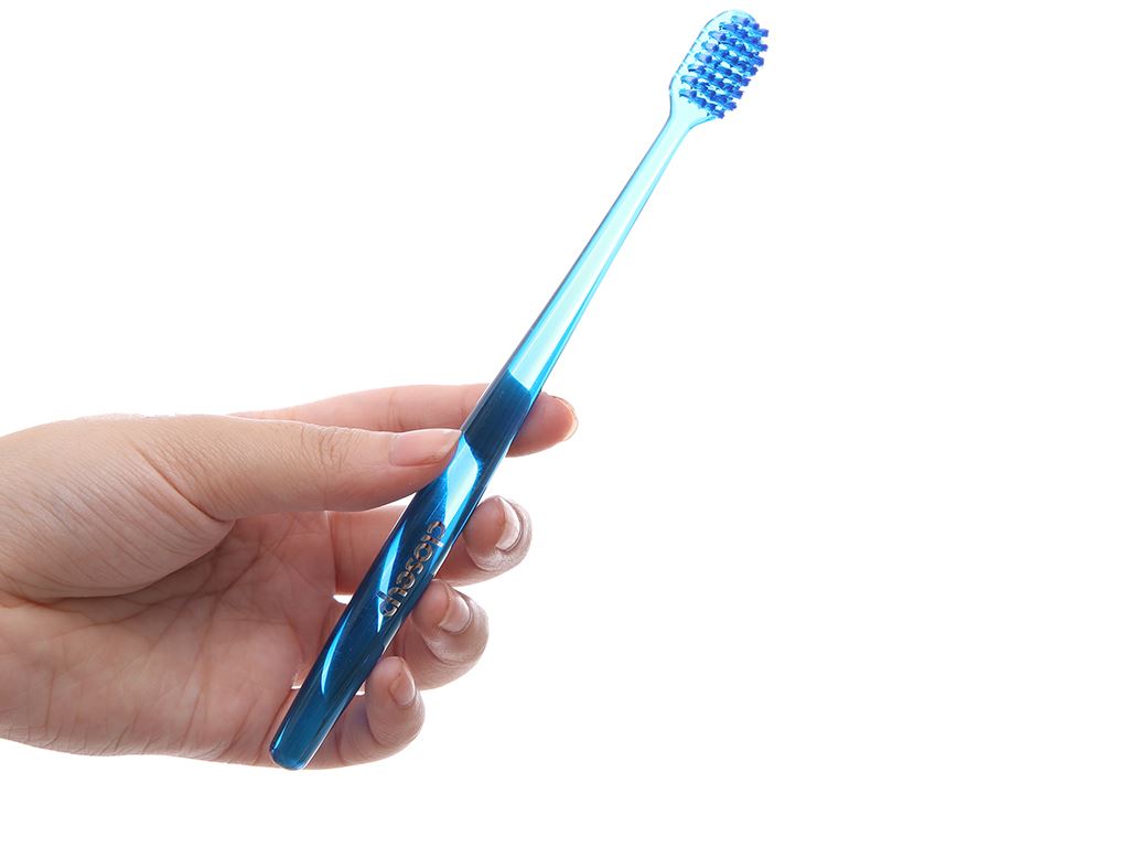 https://cdn.tgdd.vn/Products/Images/2491/199771/bhx/ban-chai-closeup-precision-clean-sieu-mem-manh-201902190854513648.JPG