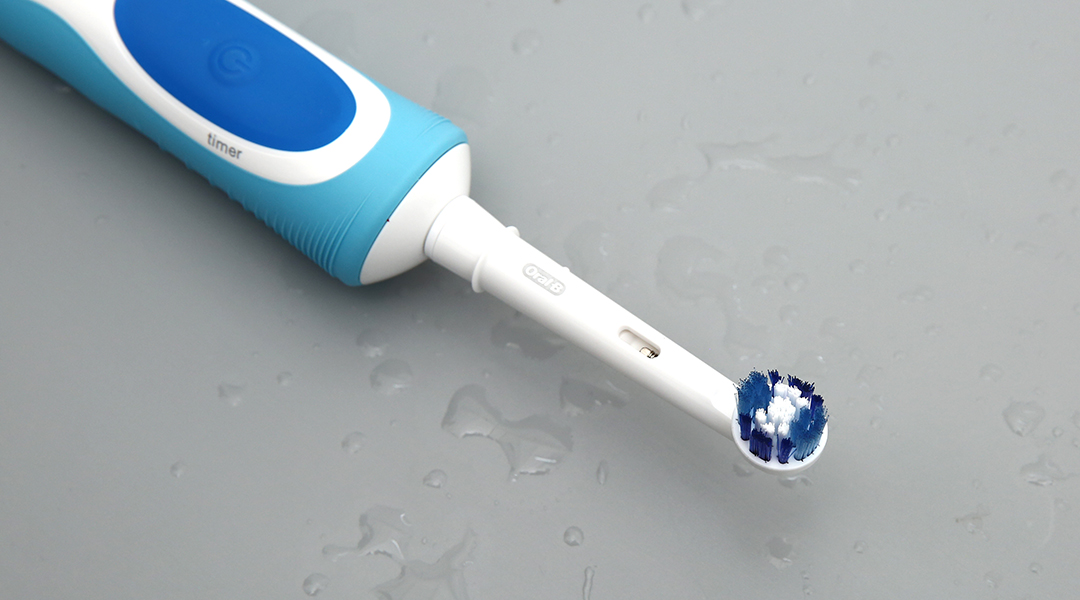 Bàn Chải Điện Oral-B Vitality Precision Clean Blue D12.513 - 11/2023 |  Nhathuocankhang.Com