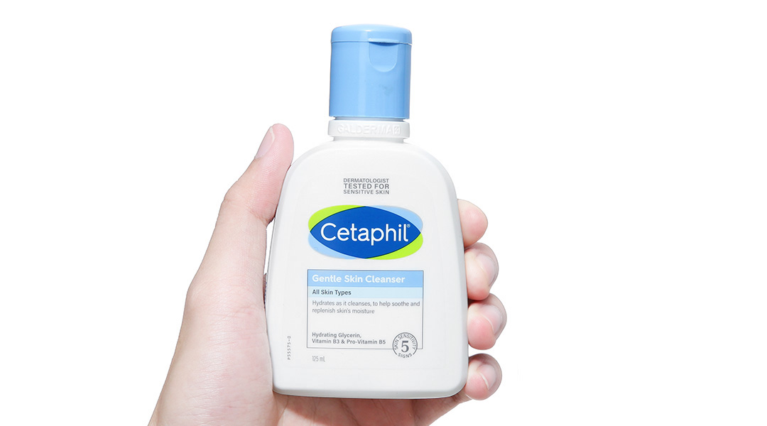 Sữa rửa mặt Cetaphil Gentle Skin Cleanser giúp làm sạch và dưỡng ẩm dành cho da nhạy cảm chai 473ml - 12
