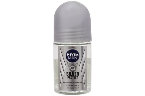 Lăn ngăn mùi Nivea men phân tử bạc