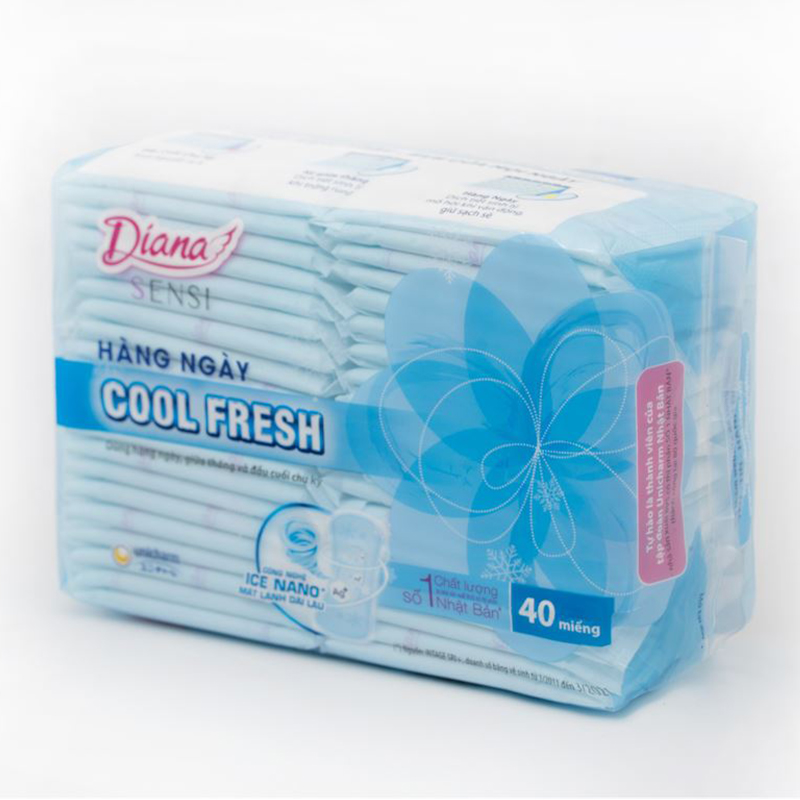 Băng vệ sinh hàng ngày Diana Sensi Cool Fresh mát lạnh không cánh 40 miếng 4
