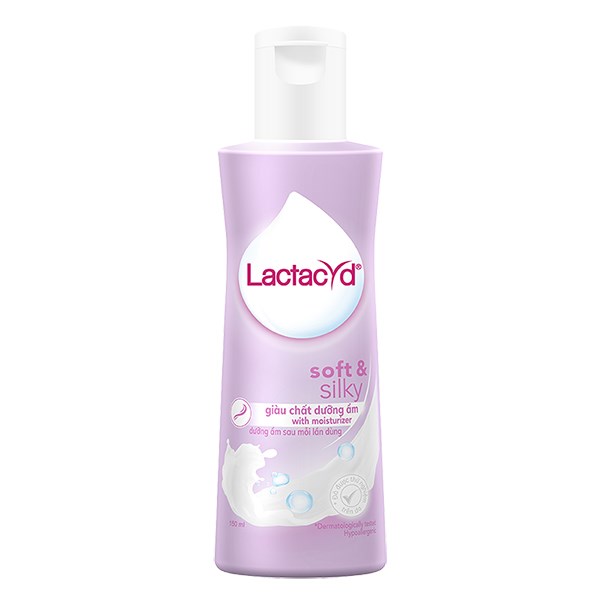 Dung Dịch Vệ Sinh Phụ Nữ Lactacyd Soft & Silky Hương Dịu Nhẹ 150 Ml