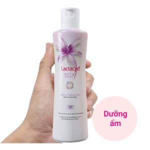 Dung dịch vệ sinh Lactacyd Soft & Silky dưỡng ẩm 250ml