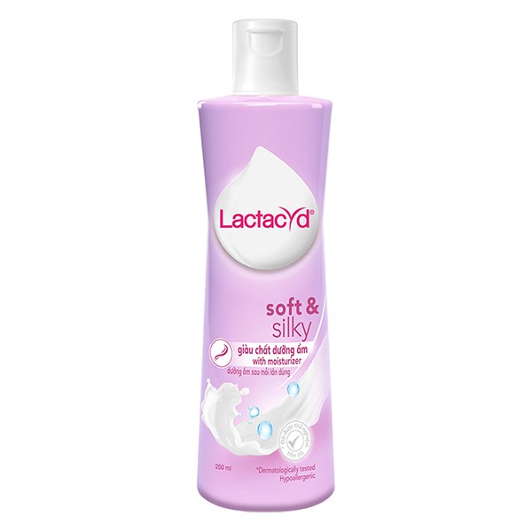 Dung Dịch Vệ Sinh Phụ Nữ Lactacyd Soft & Silky Hương Dịu Nhẹ 250 Ml