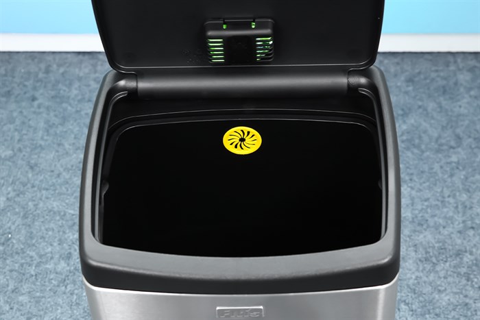 Thùng rác inox 15 lít Fitis STS1-901 Màu Bạc Inox