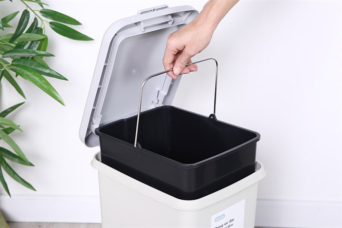 Thùng rác nhựa 20 lít Hiro Inochi HIN.RACN.0020 Màu Xám nhạt