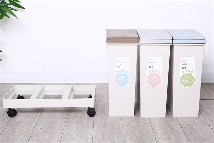 Thùng rác nhựa 60 lít 3 ngăn Hiro Inochi HIN.RAPL.003N Màu Xám nhạt