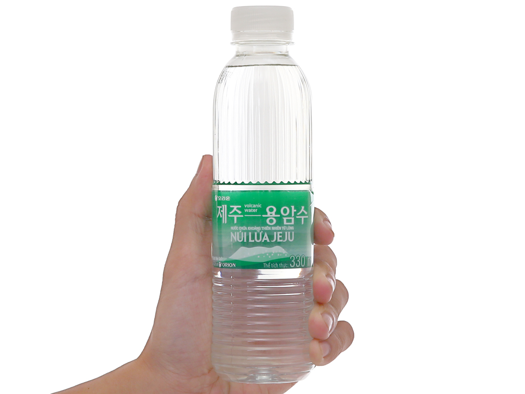 Thùng 20 chai nước khoáng thiên nhiên Jeju 330ml 4