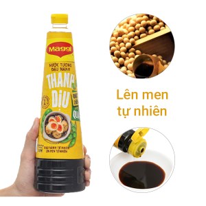 Nước tương đậu nành thanh dịu Maggi chai 700ml