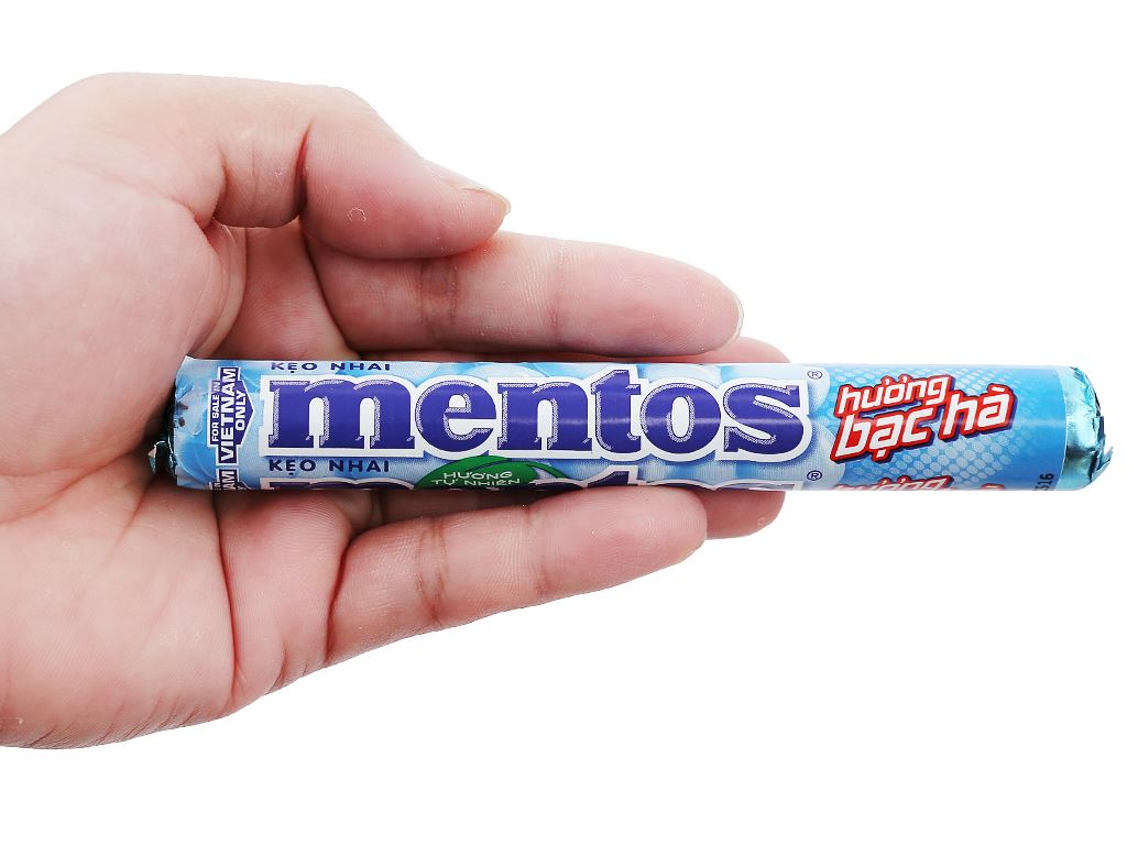 https://cdn.tgdd.vn/Products/Images/2687/211783/bhx/keo-nhai-cau-vong-mentos-goi-1134g-3-thoi-201910011010371159.jpg