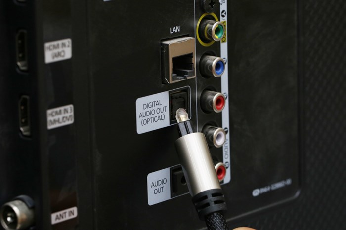 Cáp Optical 3m Vcom CV904 Màu Đen