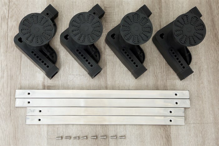 Chân đế máy giặt, tủ lạnh 300kg 51x68cm CD5168DN Đen Màu Đen