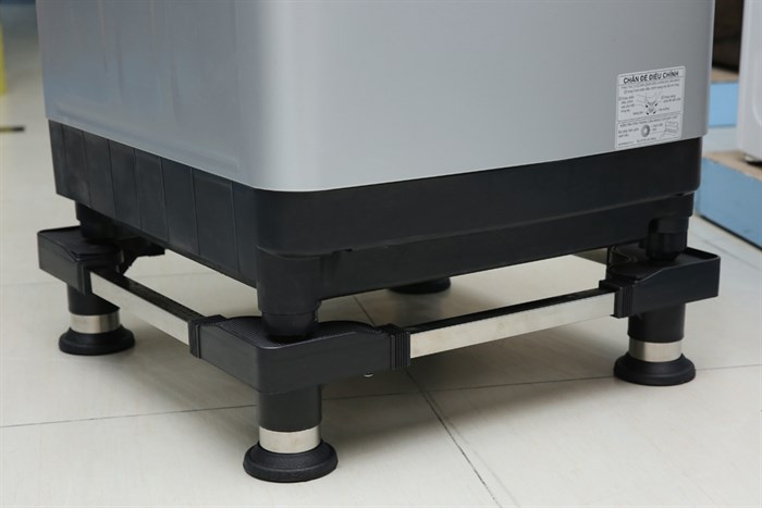 Chân đế máy giặt, tủ lạnh 300kg 51x68cm CD5168DN Đen Màu Đen