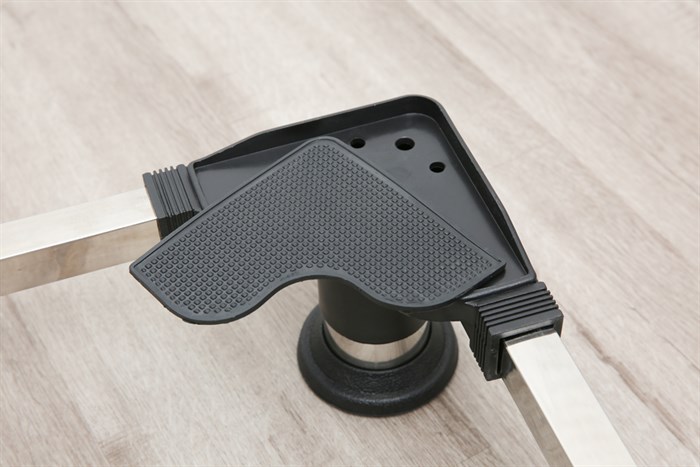 Chân đế máy giặt, tủ lạnh 300kg 51x68cm CD5168DN Đen Màu Đen