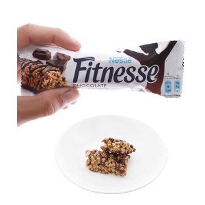 Ngũ cốc Nestlé Fitnesse vị socola 23.5g