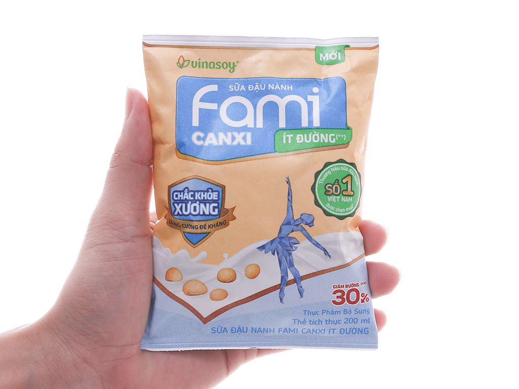 Thùng 40 bịch sữa đậu nành ít đường Fami Canxi 200ml 10
