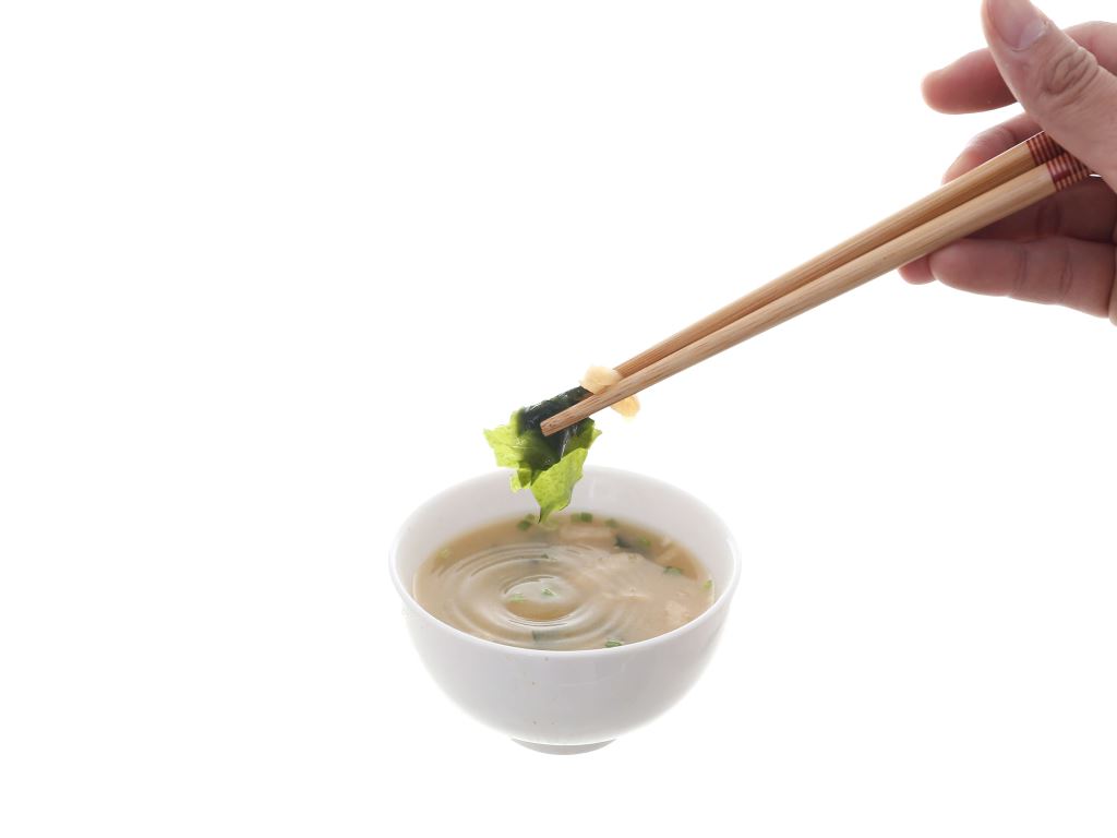 Soup miso rong biển đậu hũ Wakame gói 152g 7