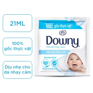 Nước xả cho bé Downy mềm mại tinh khiết cho da nhạy cảm 10 góix21ml