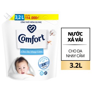 Nước xả mềm vải Comfort cho da nhạy cảm với công thức dịu nhẹ cho quần áo em bé túi 3.2 lít