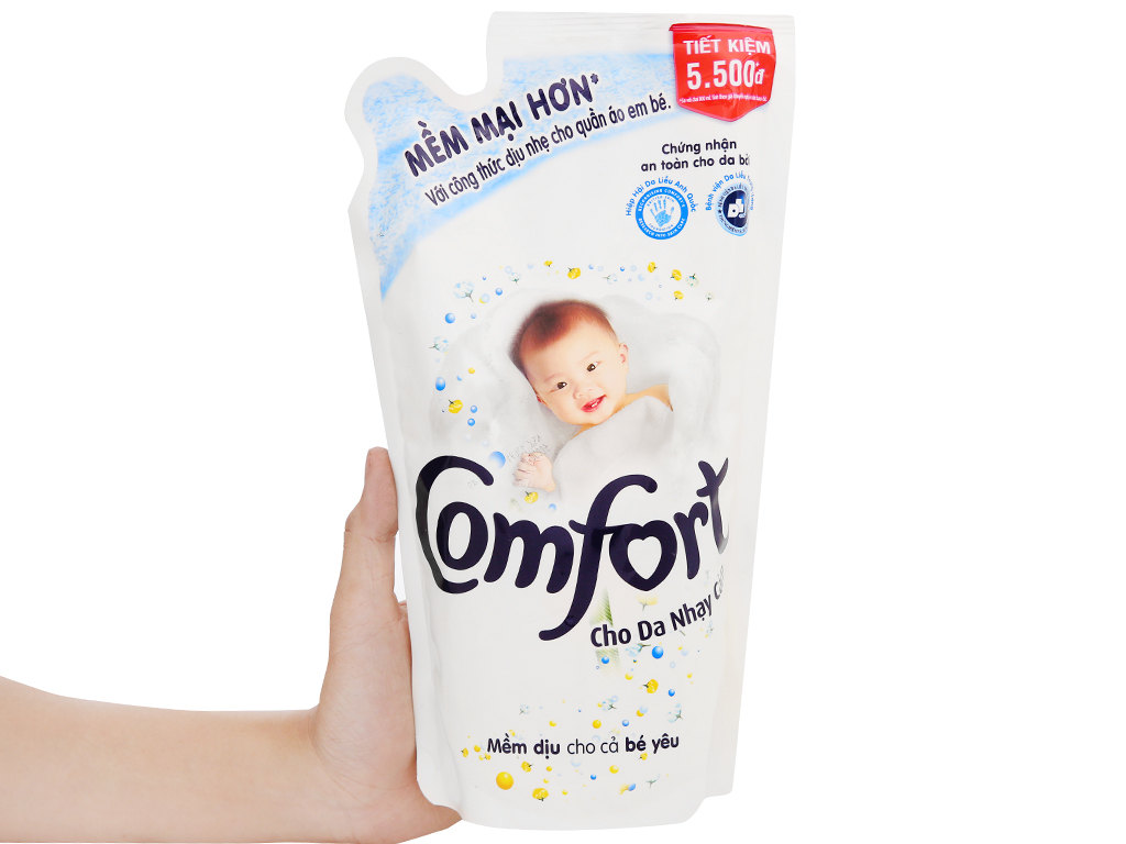 https://cdn.tgdd.vn/Products/Images/3023/76573/bhx/nuoc-xa-vai-comfort-cho-da-nhay-cam-huong-phan-tui-800ml-201910111609117166.jpg