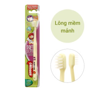 Bàn chải cho bé 6 tháng - 2 tuổi Kodomo lông mềm (giao màu ngẫu nhiên)